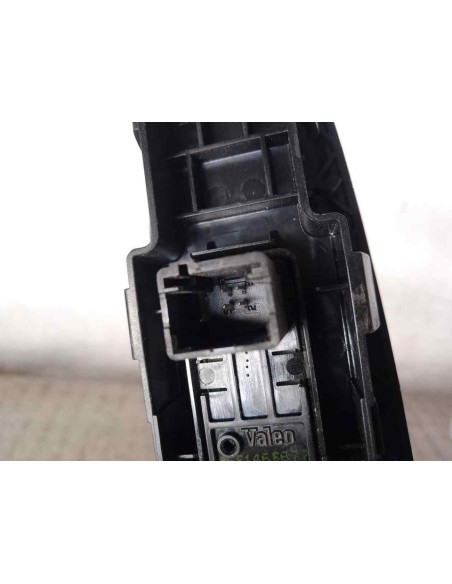 MANDO ELEVALUNAS DELANTERO DERECHO CITROEN C4 BERLINA - 186376