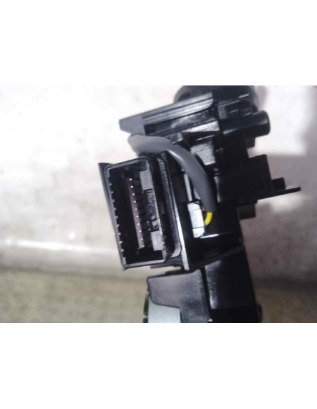 MANDO LUCES TOYOTA YARIS (KSP1/NLP1/NSP1) - 180203