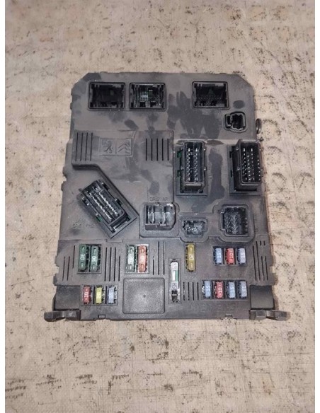 CAJA RELES / FUSIBLES PEUGEOT 407 - 233330