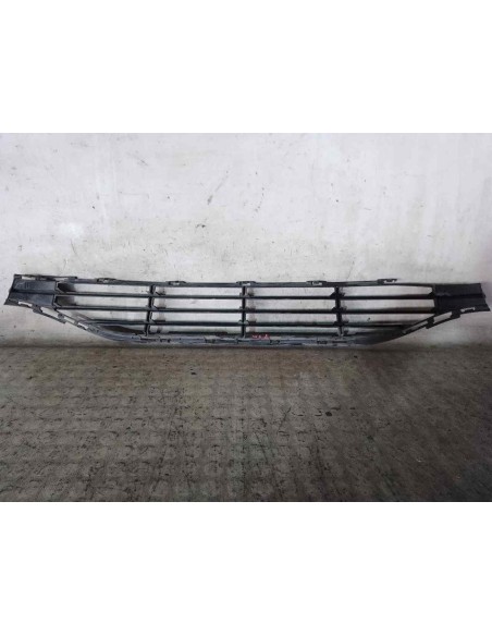 REJILLA DELANTERA VOLVO V40 - 221229