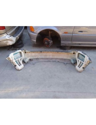 PARAGOLPES TRASERO FORD FOCUS BERLINA (CAP) -...