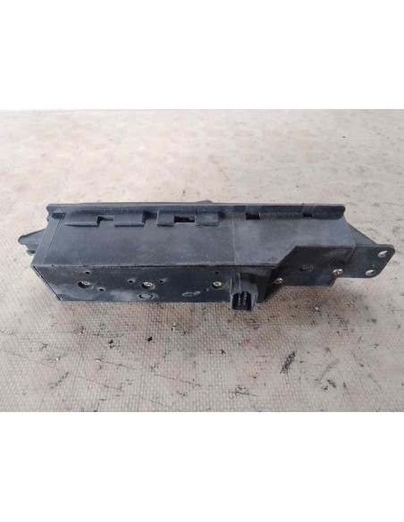 MANDO ELEVALUNAS DELANTERO IZQUIERDO MERCEDES-BENZ VITO BASIC-KOMBI (639) - 235536