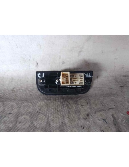 MANDO ELEVALUNAS TRASERO IZQUIERDO HYUNDAI TERRACAN (HP) - 141728