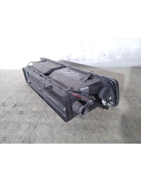 REJILLA AIREADORA AUDI A6 BERLINA (4B2) - 138425