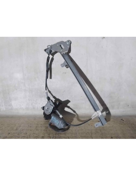 ELEVALUNAS TRASERO IZQUIERDO NISSAN PRIMERA BERL / TRAVELLER (P10/W10) - 247861