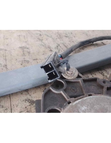 ELEVALUNAS DELANTERO DERECHO NISSAN PRIMERA BERL / TRAVELLER (P10/W10) - 247851