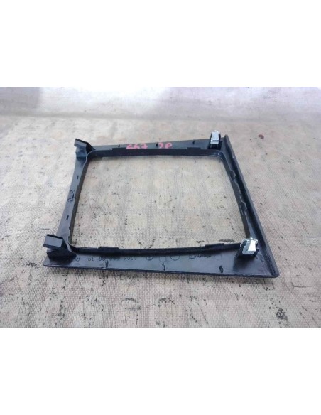 MOLDURA MERCEDES-BENZ CLASE C (BM 204) BERLINA - 199586