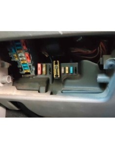 CAJA RELES / FUSIBLES RENAULT SCENIC II (JM) - 252371
