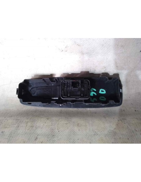 MANDO ELEVALUNAS DELANTERO DERECHO RENAULT MEGANE IV SPORT TOURER - 184801