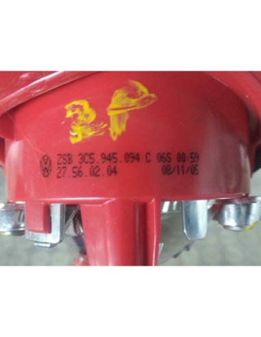 PILOTO TRASERO DERECHO VOLKSWAGEN PASSAT...