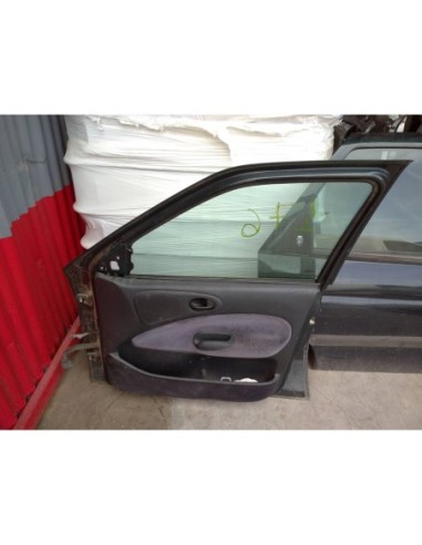 PUERTA DELANTERA DERECHA FORD ESCORT BERL...