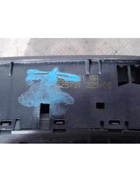 MANDO ELEVALUNAS DELANTERO IZQUIERDO OPEL CORSA D - 137079