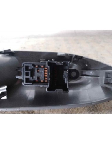 MANDO ELEVALUNAS TRASERO DERECHO NISSAN JUKE...