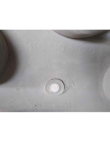 TAPACUBOS KIA CARNIVAL - 120194