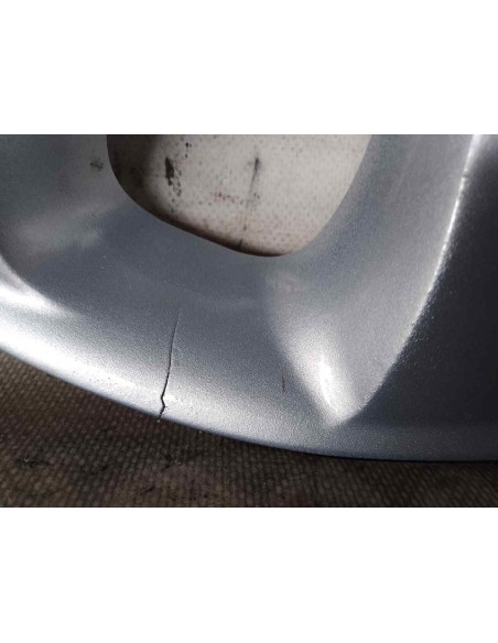 TAPACUBOS KIA CARNIVAL - 120194