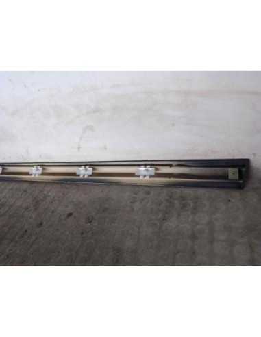 MOLDURAS TRASERAS MERCEDES-BENZ CLASE C (BM...