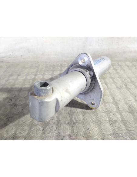 PUNTERA PARAGOLPES TRASERA DERECHA AUDI A8 (D2) - 142362