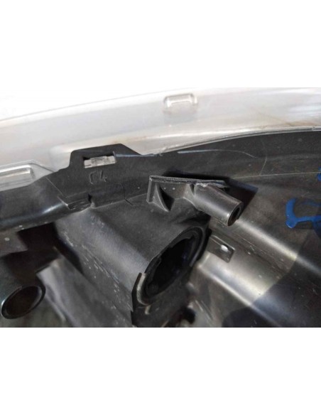 FARO DERECHO TOYOTA AURIS (E18) - 143152