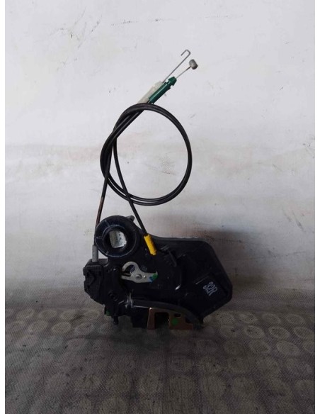 CERRADURA PUERTA TRASERA DERECHA TOYOTA COROLLA (E12) - 114880