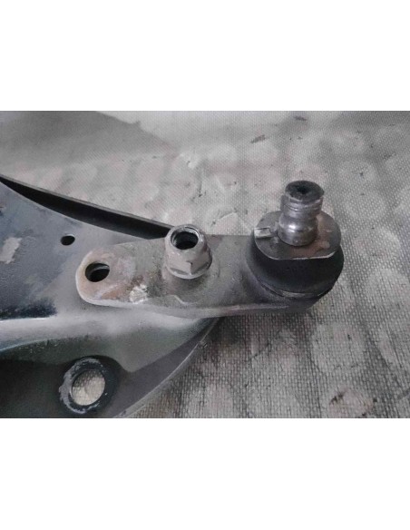 BRAZO SUSPENSION INFERIOR DELANTERO IZQUIERDO RENAULT KANGOO I (F/KC0) - 102517