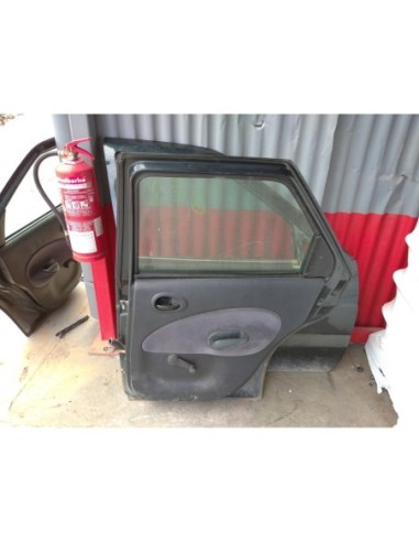 PUERTA TRASERA DERECHA FORD ESCORT BERL...