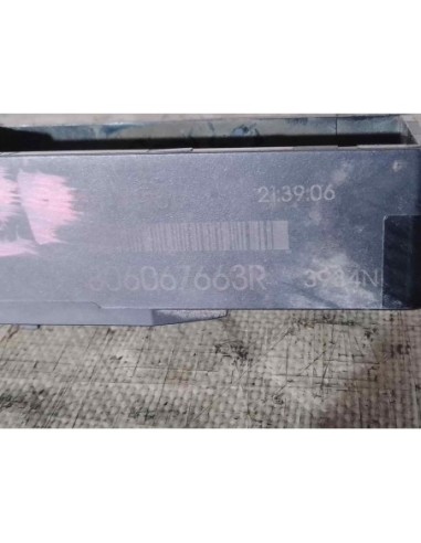 SOPORTE MANETA EXTERIOR DELANTERA DERECHA...