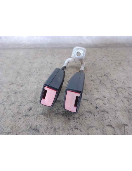 ENGANCHE CINTURON TRASERO CENTRAL SEAT IBIZA BERLINA (6J5) - 144202