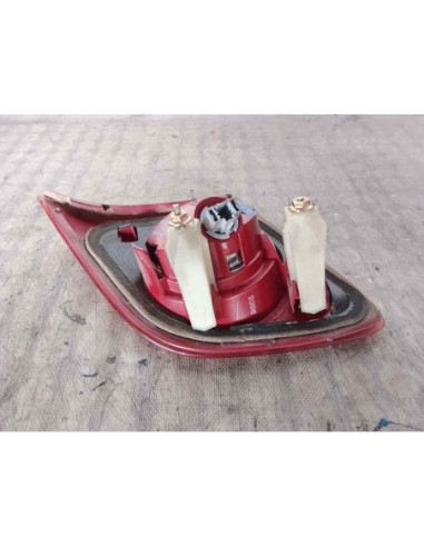 PILOTO TRASERO IZQUIERDO INTERIOR MAZDA 3...