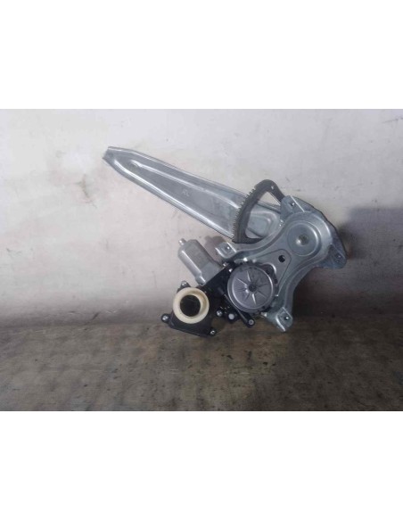 ELEVALUNAS TRASERO IZQUIERDO TOYOTA VERSO (AUR2/ZGR2) - 176425