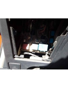 CAJA RELES / FUSIBLES TOYOTA YARIS (KSP9/SCP9/NLP9) - 182533