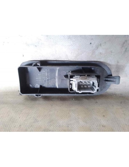 MANDO ELEVALUNAS DELANTERO DERECHO RENAULT SCENIC II (JM) - 202062