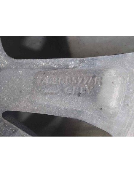 LLANTA RENAULT CLIO V - 204256