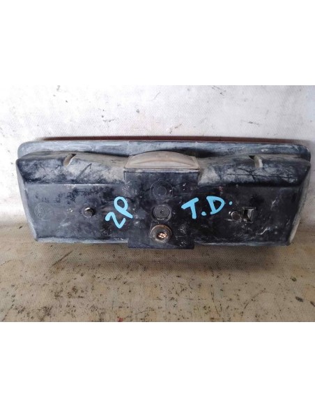 PILOTO TRASERO DERECHO NISSAN L 45 085 - 248397