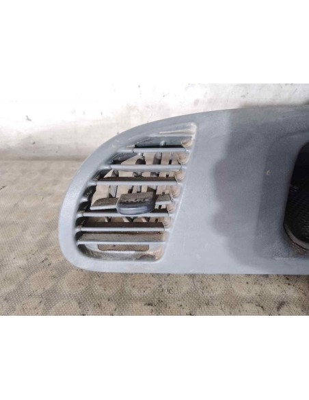 GUANTERA MERCEDES-BENZ SPRINTER JAMES COOK (903) - 197813