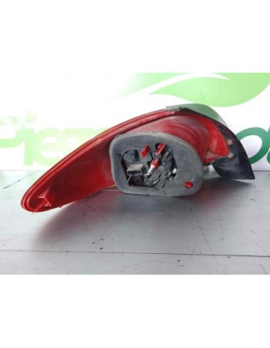 PILOTO TRASERO DERECHO PEUGEOT 206 + - 262012