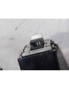 MANDO ELEVALUNAS DELANTERO DERECHO MERCEDES-BENZ CLASE C... 2