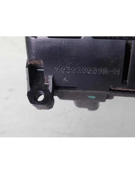 CERRADURA PUERTA DELANTERA DERECHA RENAULT MASTER III CAMIÓN/CHASIS - 234727