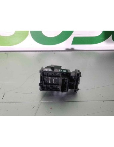 MANDO ELEVALUNAS TRASERO DERECHO TOYOTA COROLLA...