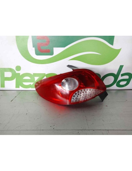 PILOTO TRASERO IZQUIERDO PEUGEOT 206 + - 262011