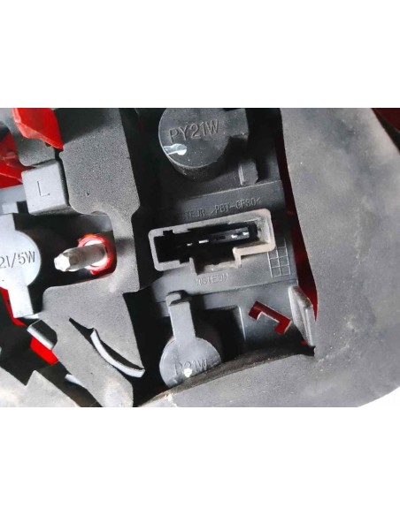 PILOTO TRASERO IZQUIERDO PEUGEOT 206 + - 262011