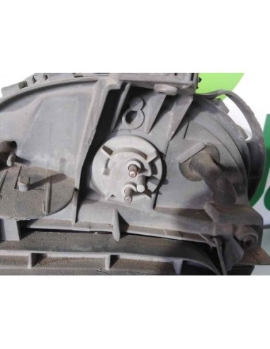 FARO DERECHO MERCEDES-BENZ CLASE E (BM 210)...