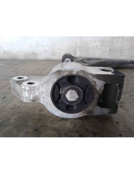 BRAZO SUSPENSION INFERIOR DELANTERO IZQUIERDO VOLKSWAGEN PASSAT VARIANT (3C5) - 218526