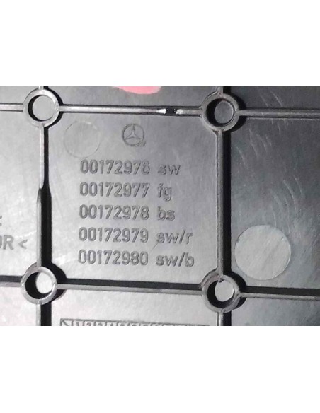 GUARNECIDO PUERTA TRASERA DERECHA MERCEDES-BENZ CLASE C (BM 204) BERLINA - 200006