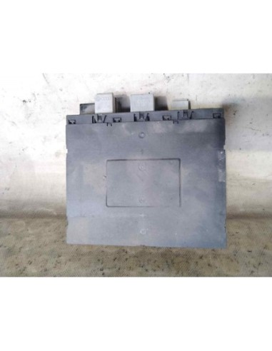 CAJA RELES / FUSIBLES VOLKSWAGEN GOLF V...