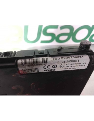 CAJA RELES / FUSIBLES RENAULT MEGANE II...