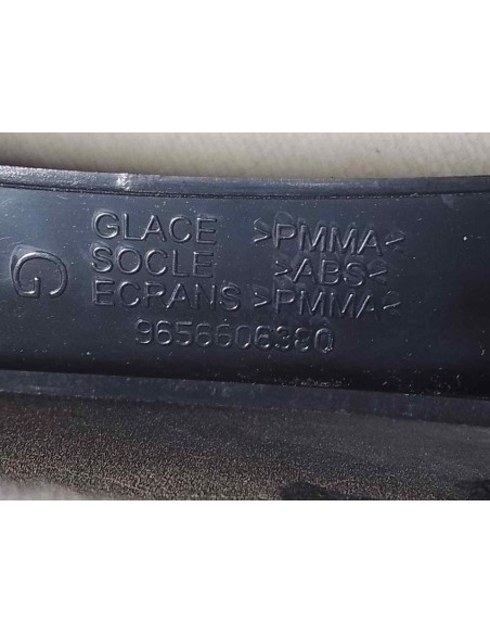 PILOTO TRASERO IZQUIERDO PEUGEOT 407 - 215854