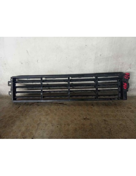 REJILLA DELANTERA RENAULT KADJAR - 251617