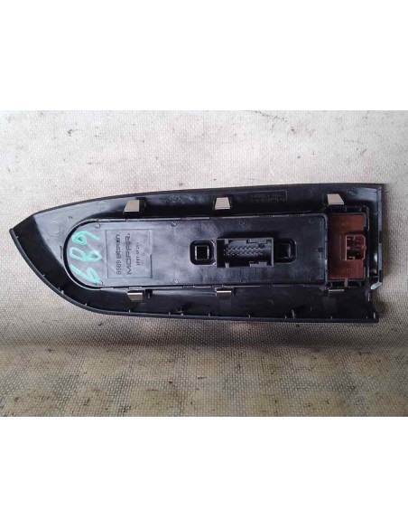 MANDO ELEVALUNAS DELANTERO IZQUIERDO FIAT 500X (334) - 203486