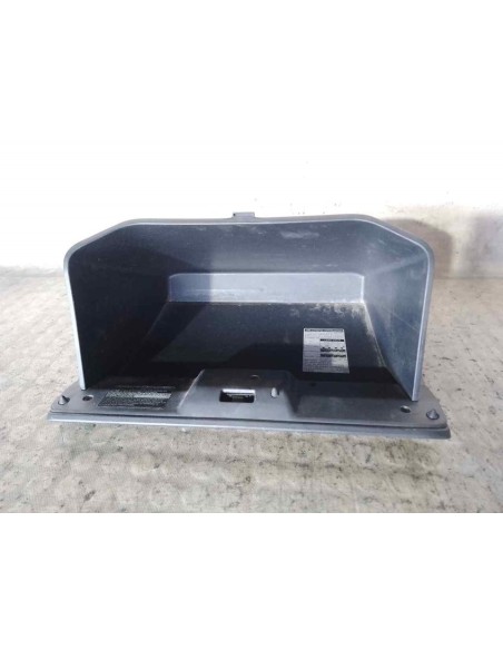 GUANTERA TOYOTA COROLLA VERSO (R1) - 193898