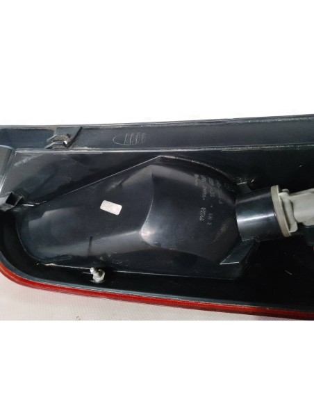 PILOTO TRASERO IZQUIERDO FORD FOCUS BERLINA (CAP) - 100571